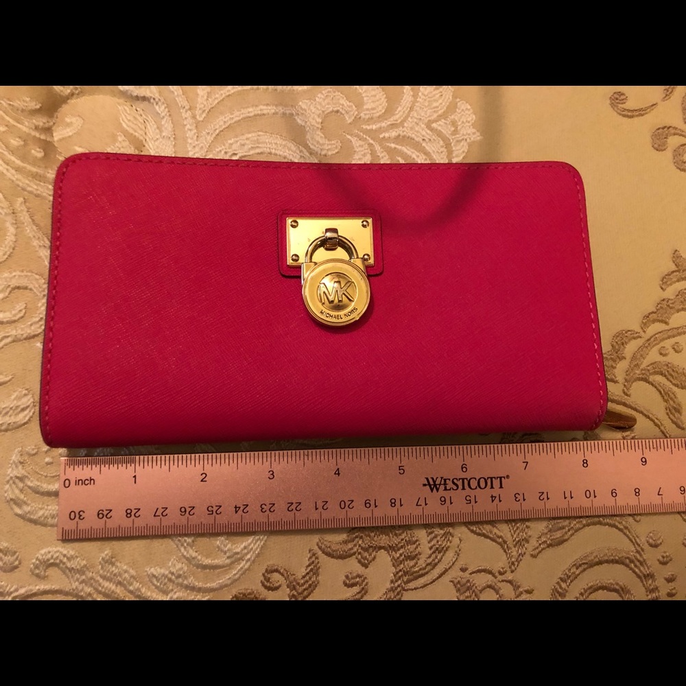 MK bag and wallet set